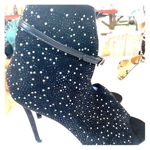 Black W/silver And Black Rinestones High Heels